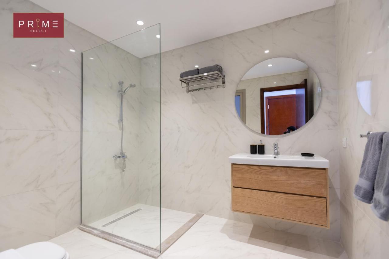 Prime Select Galleria Apartment