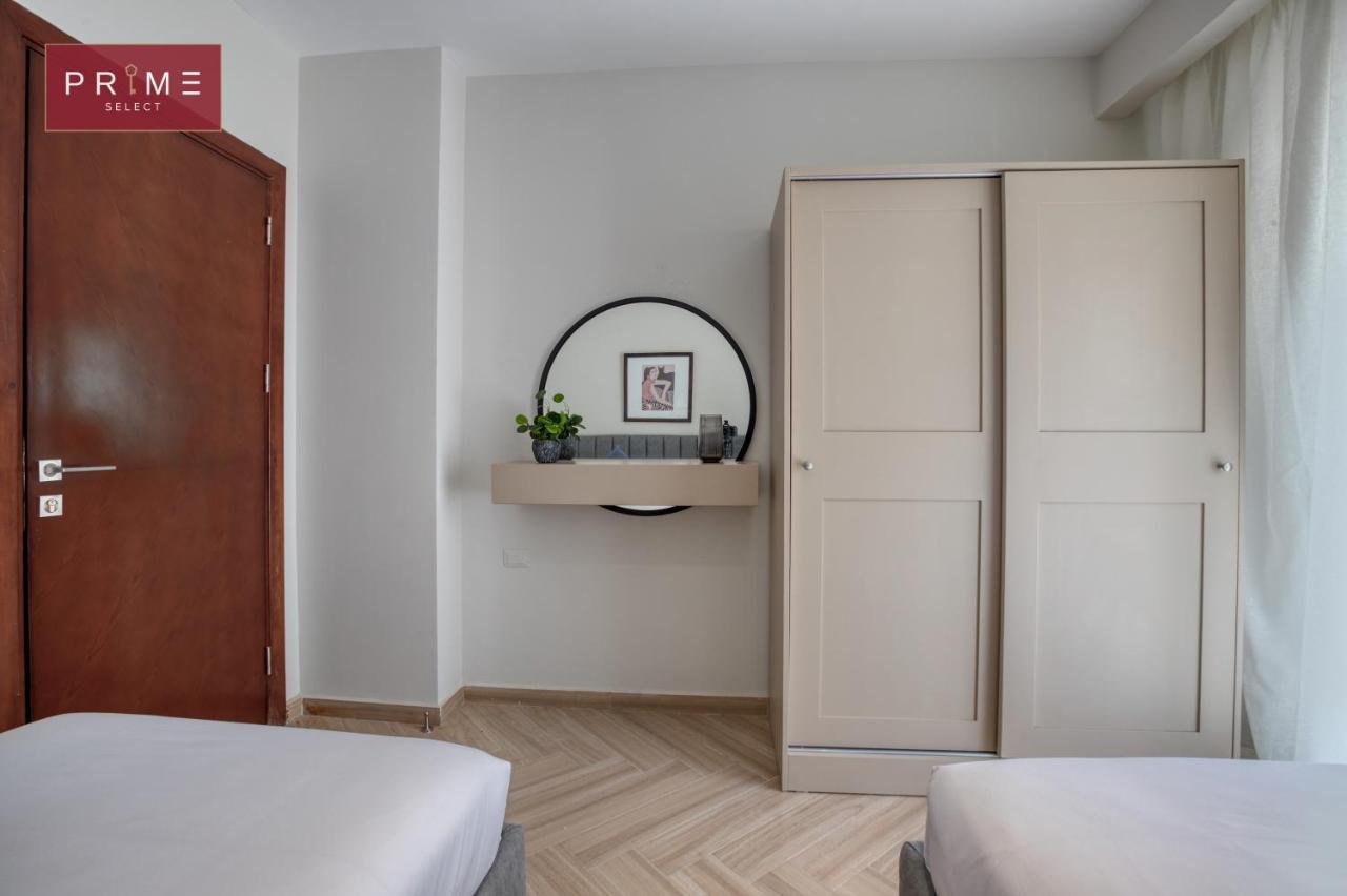 Prime Select Galleria Apartment